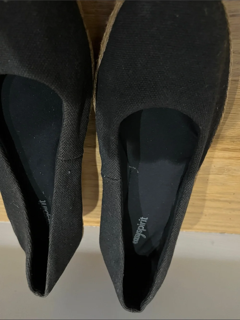 Easy Spirit black canvas